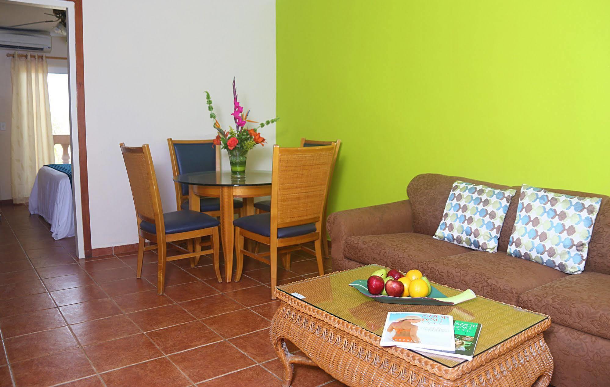 Punto Di Oro Apartments Resort Tanki Leendert Eksteriør billede