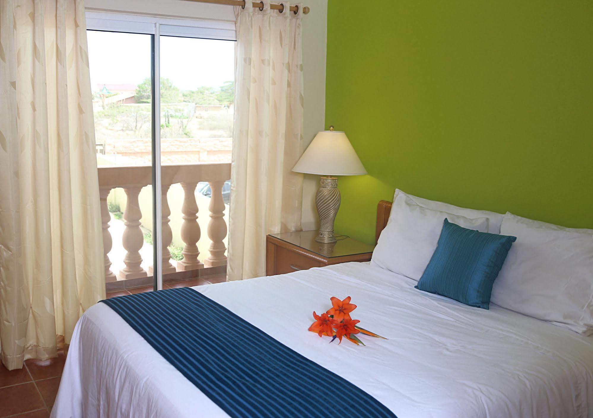 Punto Di Oro Apartments Resort Tanki Leendert Eksteriør billede